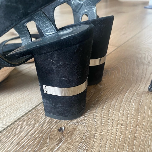 Stuart Weitzman suede bandeau sandals - Picture 5 of 12